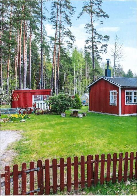 Villa Eden à Örebro Extérieur photo
